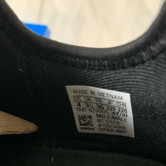 Adidas NMD_R1 PRIMEBLUE SHOES